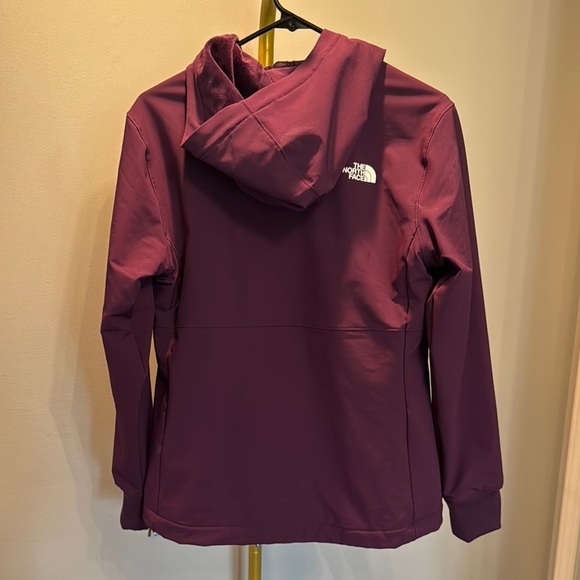 The North Face windwall Maroon Hooded Jacket NWT S - Picture 6 of 16